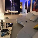 Last Minute Garden And Jacuzzi,the Gorgeus !adult Only Appartement