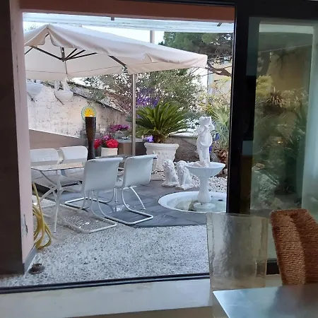 Apartment Last Minute Garden And Jacuzzi,the Gorgeus !adult Only *