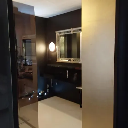 Last Minute Garden And Jacuzzi,the Gorgeus !adult Only Appartement