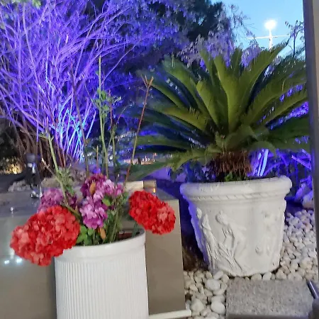 Last Minute Garden And Jacuzzi,the Gorgeus !adult Only