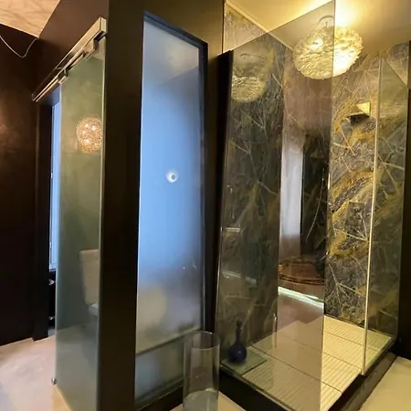 Last Minute Garden And Jacuzzi,the Gorgeus !adult Only Appartement *