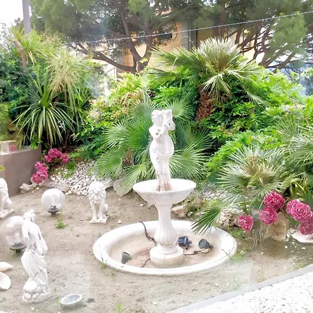 Last Minute Garden And Jacuzzi,the Gorgeus !adult Only Λα Σπέτσια