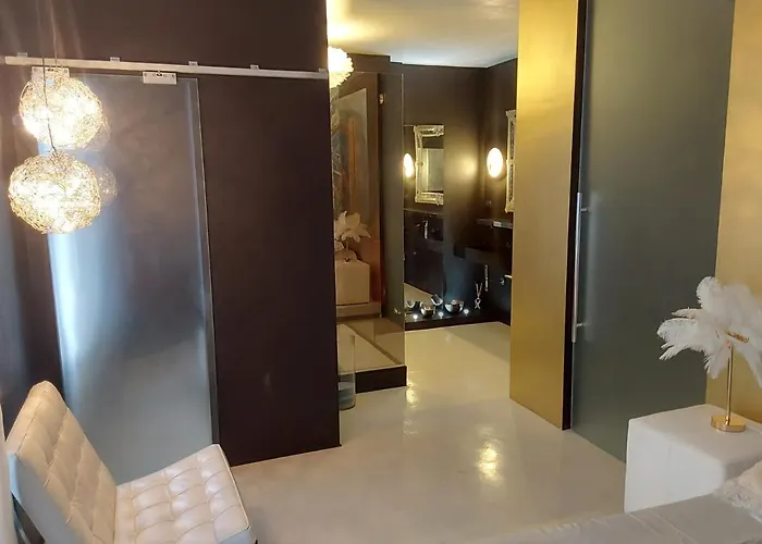 Apartament Last Minute Garden And Jacuzzi,the Gorgeus !adult Only