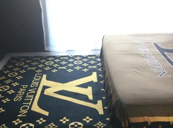 Apartament Last Minute Garden And Jacuzzi,the Gorgeus !adult Only La Spezia