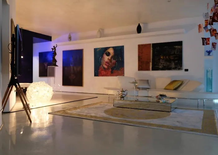 Last Minute Garden And Jacuzzi,the Gorgeus !adult Only Apartament *