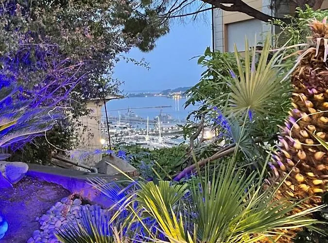 Last Minute Garden And Jacuzzi,the Gorgeus !adult Only La Spezia