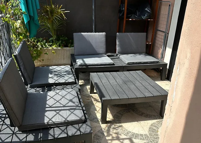 Last Minute Garden And Jacuzzi,the Gorgeus !adult Only Apartament *